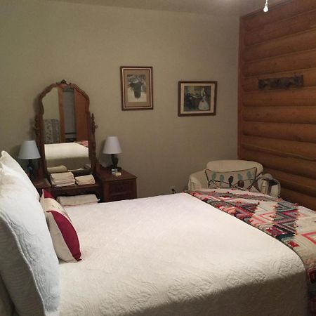 Canyon Wren Bed And Breakfast Bluff Bagian luar foto